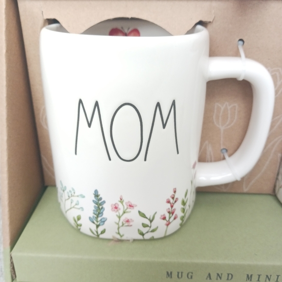 Rae Dunn Mom and Mini Floral Butterfly Ceramic Mug Gift Box Set - Picture 2 of 16